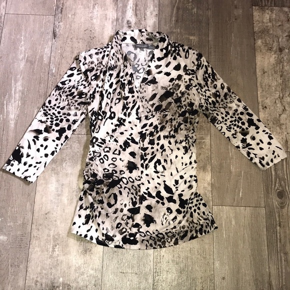 Vince Camuto Leopard Blouse - Picture 5 of 8